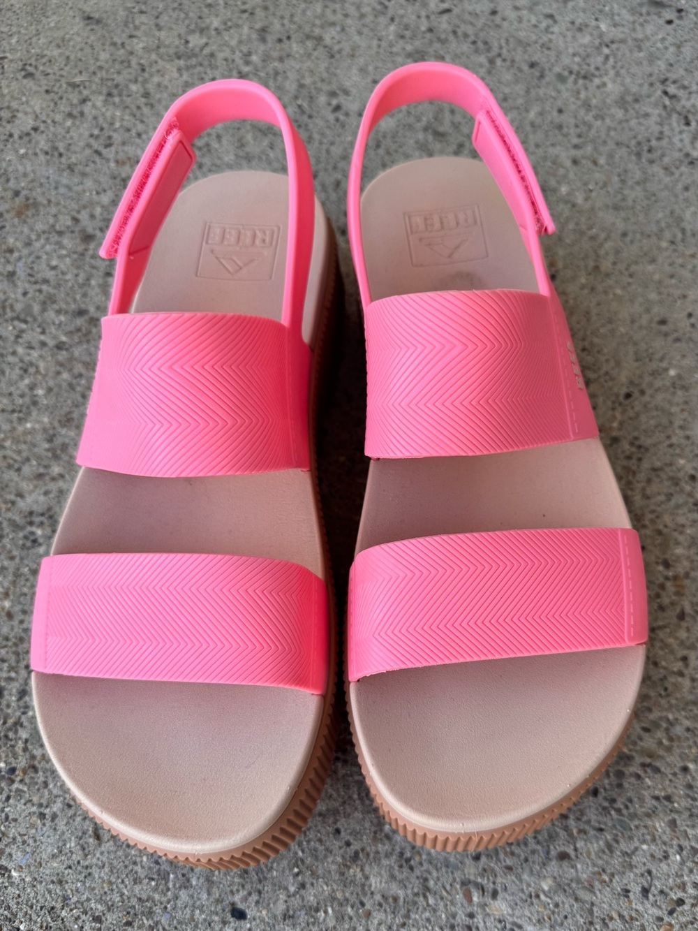 Reef Water Vista Higher coral platform sandals- WORN ONCE